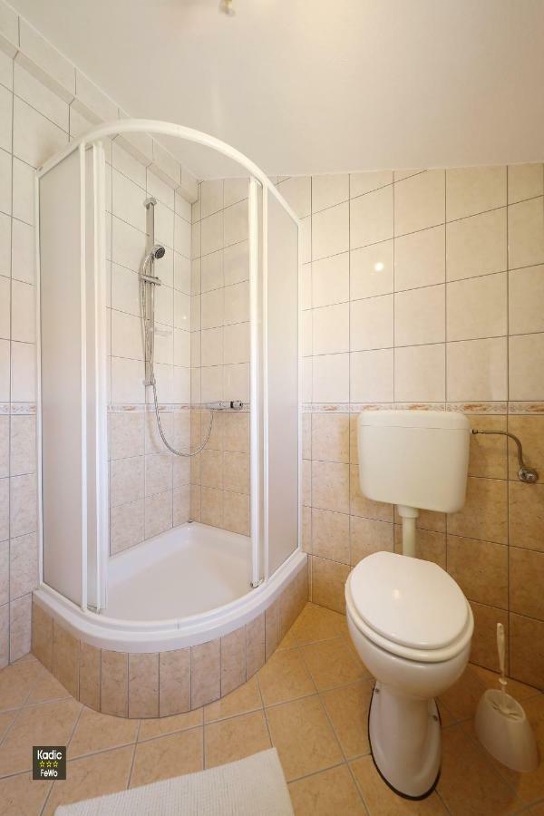 Apartment Josip Vir Exteriér fotografie