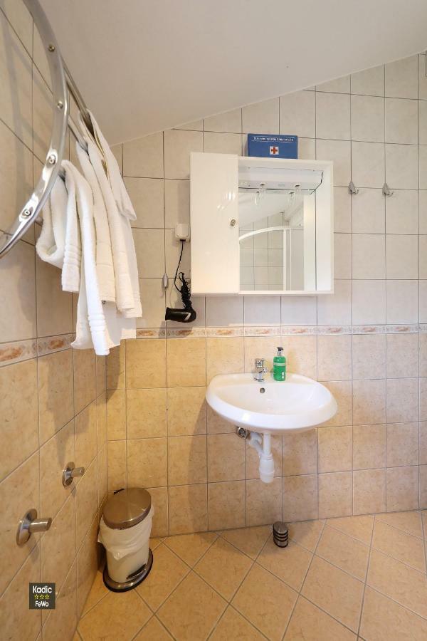 Apartment Josip Vir Exteriér fotografie